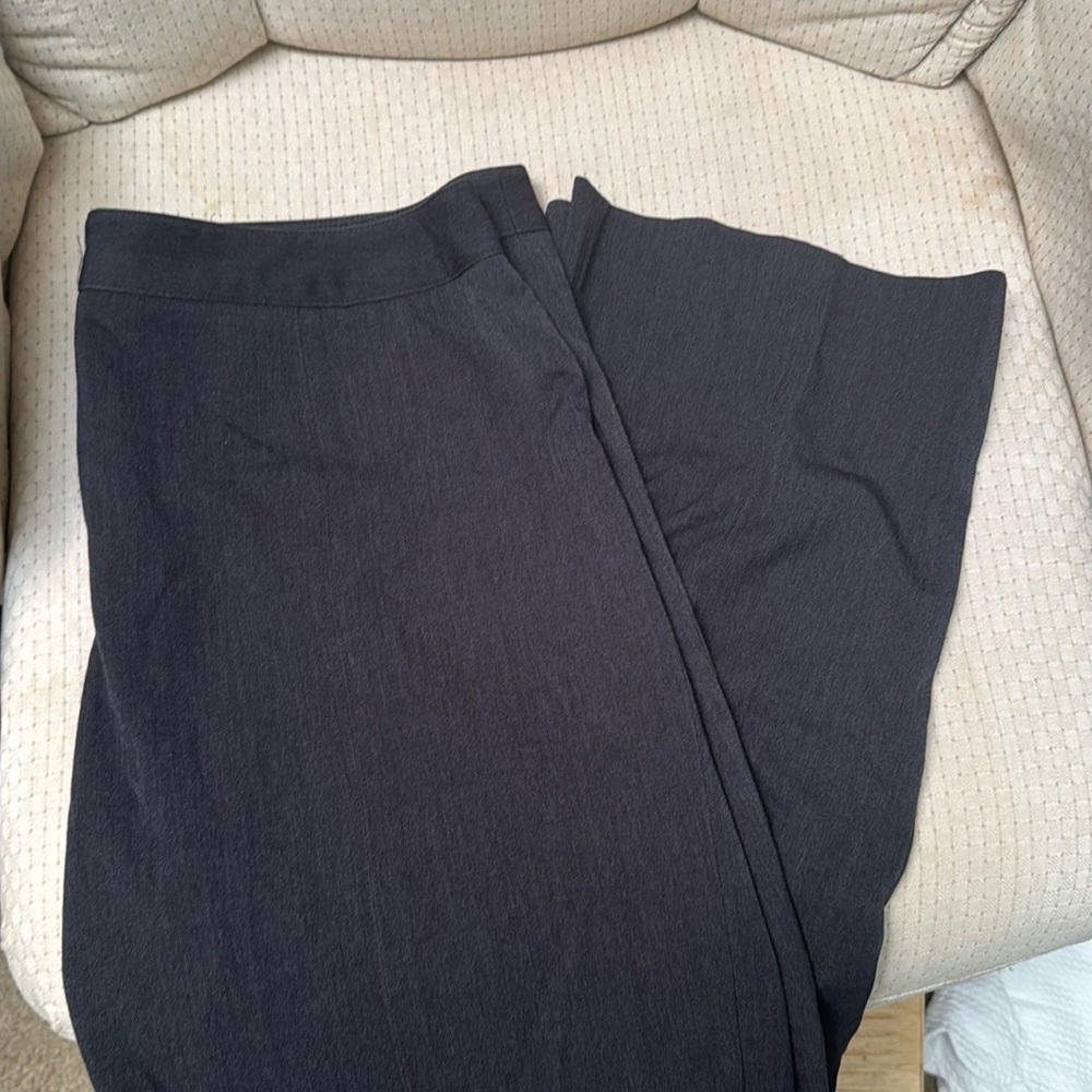 Wide leg trousers